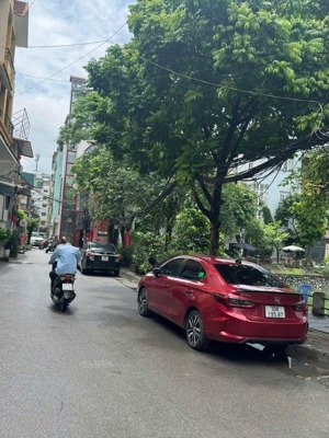 duy nhất 1 căn ô tô đỗ cửa phố phạm ngọc thạch dt tầng 2 50m2 4tầng * 13.9 tỷ ngõ thông, trung tâm