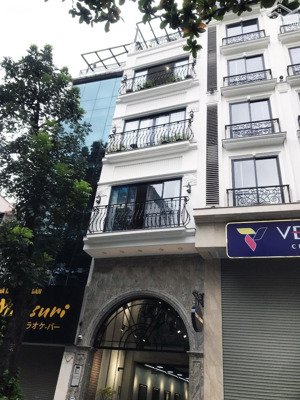 cho thuê nhà mặt phố thái hà, dt 50m2 x 4.5 tầng, mt 4.2m, nhà mới đẹp, kinh doanh sầm uất
