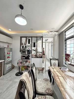 nhà đẹp - ngộp bán gấp trong tuần. bán nhà hoàng hoa thám 5 tầng, 5 pn, 4 wc giá 12.8 tỷ