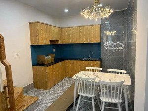 nhà đẹp - ngộp bán gấp trong tuần. bán nhà nguyễn kim 2 tầng, 2 pn, 3 wc giá 6.3 tỷ