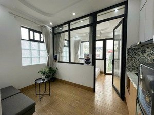 siêu phẩm ccmn 25m2 full nội thất. ban công thoáng giá 4.6-5.4-5.9tr tại ô đồng lầm