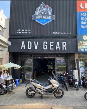 cho thuê nhà 2 mặt tiền trước sau cộng hòa, p.13, tân bình