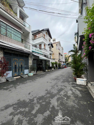 chính chủ cần bán nhà hẻm lạc long quân - dt 6.6x33m, nở hậu 6.9m - lộ giới 13m