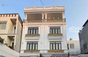 siêu phẩm hồ sen cực vip - ô tô đỗ cửa - thang máy xịn - sân cổng rộng