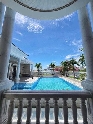 sát euro village 2- biệt thự đẳng cấp full nội thất cao cấp- 650m2- phong thủy đỉnh cao- giá 4x tỷ
