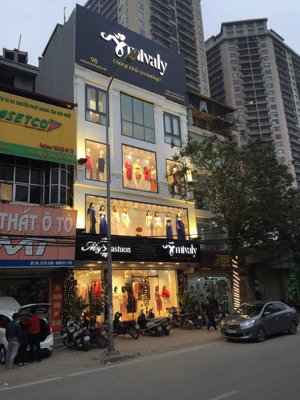 cho thuê nhà mặt phố kim ngưu, dt 125m2 x 5 tầng, mt 5.5m, nhà mới, tầng 1 thông sàn, giá cực tốt