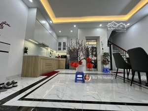 bán nhà trần khát chân, 36m, mặt tiền 5m, cách ô tô 15m về ở ngay, giá chỉ 6.5 tỷ