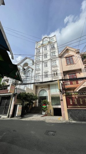 bán gấp! tòa nhà nguyễn thái bình quận tân bình 8x27 7 tầng giá chỉ 45 tỷ