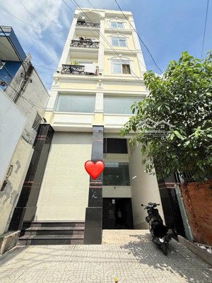 chdv 6 tầng có thang máy mặt tiền đường đht42 phường tht q12 dt 120m2 đường 10m thu nhập 70tr/th