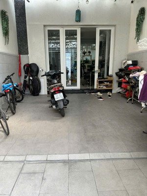 bán nhà mặt tiền trần hữu trang phú nhuận - 5 tầng - 50m2 - 4x14 - kinh doanh đỉnh chỉ nhỉnh 11 tỷ