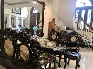 biệt thự cổ - mặt tiền ngang đẹp 6,6m, phan xích long, p3, pn - 4 tầng - 6,6m x 21m - chỉ 23,5 tỷ