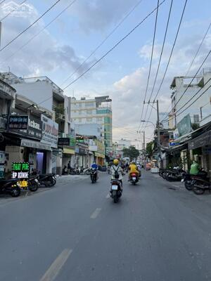 Bán nhà mặt tiền Phan Văn Trị, P.14, Bình Thạnh: 3,6 x 20, giá: 13,7 tỷ