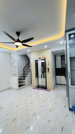 bán nhà quan nhân thanh xuân, nhà mới, thang máy, full nội thất, 32m2, 5 tầng, 8,2 tỷ