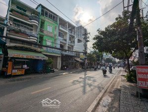 bán nhà mặt tiền âu dương lân, phường 2, quận 8, dt: 9 x 45m. cn: 600m2. giá bán: 62 tỷ