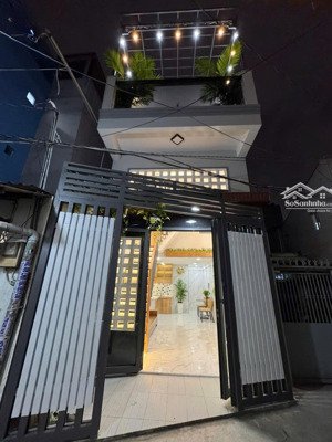 q.6 - nhà có thu nhập cho thuê 12tr/tháng full toàn bộ nội thất chỉ việc xách vali vào ở