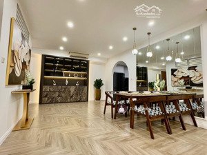 chính chủ bán giá thật căn 3 phòng ngủ 99m2 187 tây sơn. giá 8.1 tỷ