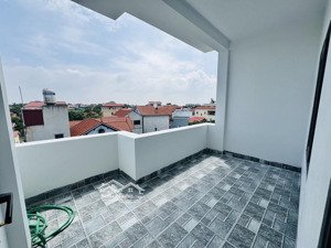 nhà đẹp thụy phương - gần học viện - bệnh viện lớn - giá hơn 5 tỷ