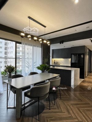 chính chủ bán giá thật căn 2 phòng ngủ 120m2 mipec towers 229 tây sơn. giá 10.61 tỷ (bao 2% thuế)