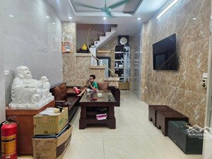 nhà đẹp tân mai_32m x 5 tầng_ ngõ rộng vf3 lùi tận cửa, 30m ra đường lớn, về ở ngay