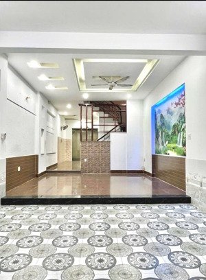 bán nhà mặt tiền nhánh kinh doanh nguyễn ảnh thủ-q12 -95m2 -3 tầng giá chỉ 7,5 tỷ tl