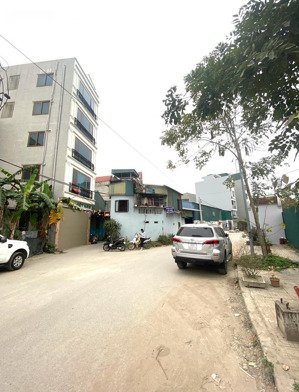 bán toà văn phòng tại miêu nha, 105m, 7 tầng, dân xây, 5 ô tô tránh nhau, vị trí đắc địa, 21,6 tỷ