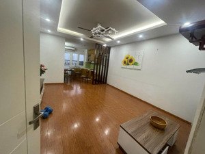 bán căn hộ chung cư đại kim building, dt 70m2 2 phòng ngủ 2 wc. full đồ. giá 4,65 tỷ lh 