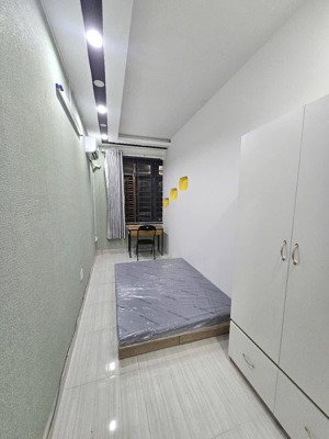 cho thuê căn 2pn + 1pk, có bancol máy giặt riêng, ngay trường đại học văn lang cs3, free 4 xe