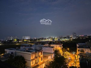 cần bán chung cư 73.5m2, 2pn, 1 phòng khách, ban công cây cối mát mẻ