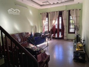 hot hot, mặt tiền đường nội bộ, gần tạ quang bửu, 4 tầng, đường nhựa 12m, 5x20m, chỉ 13 tỷ