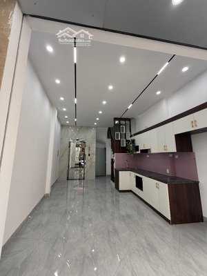 bán nhà 5 tầng thang máy ôtô đỗ cửa ngay kđt xa la giá chỉ 7,99tỷ