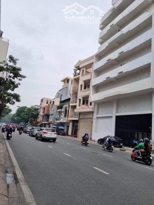 bán nhà mặt tiền bàn cờ - khu trung tâm q3 - 4x10 m -38m2 - khu kinh doanh đỉnh - hiếm nhà bán