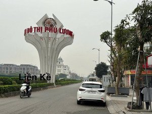 liền kề góc kđt phú lương nhà 5 tầng kinh doanh sầm uất