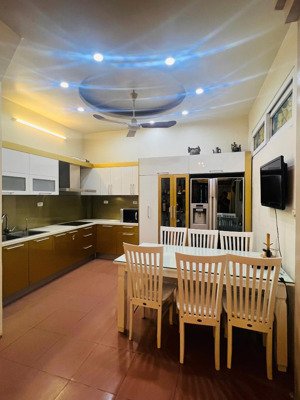 nhà đẹp 5 tầng 46m2 - đào tấn, ba đình - lô góc, gần phố - giá 12.9 tỷ