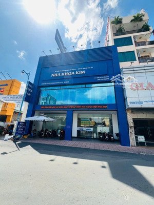bán nhà mặt tiền vị trí đẹp thương hiệu quận 3 - (nh 10x18m) - 3 tầng - hđt: 220tr/th - 50 tỷ