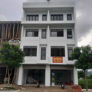 cho thuê nhà 4 tầng có thang máy mặt tiền 10m diện tích sử dụng 750m2 giá rẻ