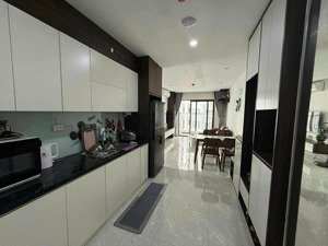 chuyển nhượng lại căn 70m2-3 pn- 2 wc- full nội thất- 384 lê thánh tông- sđt/zalo: 