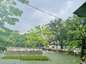  NHÀ NAM TỪ LIÊM – THANG MÁY – VIEW HỒ THOÁNG – Ô TÔ ĐỖ CỔNG