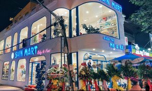 hàng limited! đẳng cấp góc 2 mặt tiền nguyễn văn thoại- dt 122 m2 . dòng tiền 50 triệu/ tháng