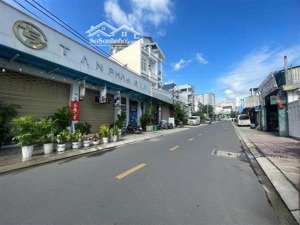 bán nhà mặt tiền lớn-thới an-quận 12- 12m x 30m-4 tầng-đường 12m- giá 27 tỷ