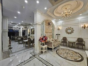 350m2 10 tầng, khách sạn đẳng cấp, 270 tỷ nguyễn văn cừ, long biên, cách hồ hoàn kiếm 1 cây cầu.