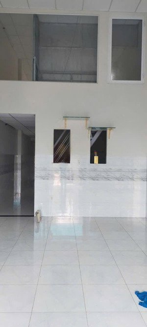 bán nhà đường oto giáp q2 67,4m2 sổ hồng 4,6 tỷ 