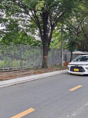 Bán đất mặt tiền Công Lý quận Thủ Đức cũ giá 120 tỷ