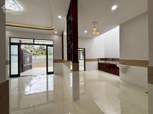 BÁN NHÀ ĐẸP XÂY DỰNG MỚI TẠI PHƯỜNG BẾN TRE 152m2/ 2 ty100