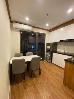 bán căn chung cư 2 ngủ full nội thất đang tại viglacera đông tiến - yên phong - bắc ninh