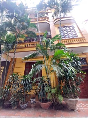 bán nhà tại đường tứ liên dt: 127m2, giá: 21 tỷ. tây hồ