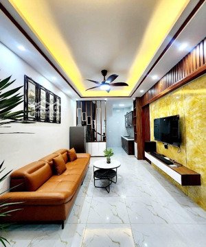 bán nhà riêng tại phố thái hà, 13,8 tỷ, 40 m2 - giá siêu hời chỉ với cơ hội đầu tư