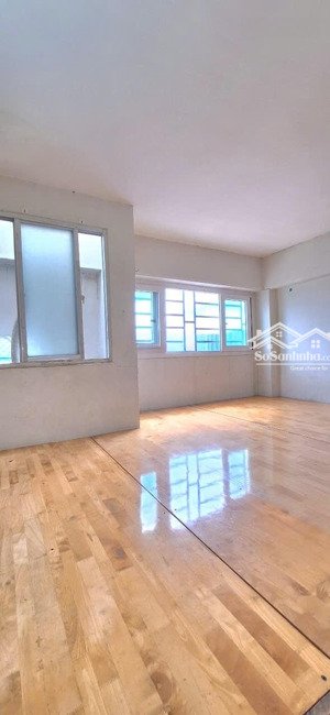 phòng trọ gác cao 1m8 gần etown, cộng hòa p.13 tân bình