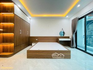 kim giang - 7 tầng - 42m2 - ô tô vào nhà - giá thỏa thuận