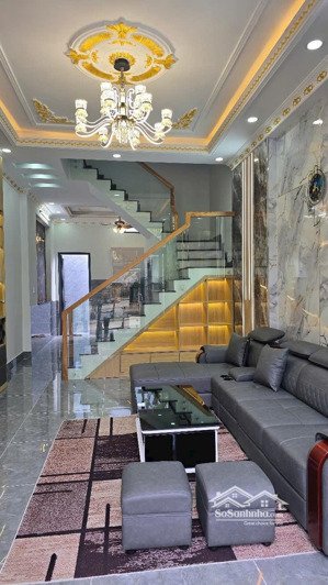 bán nhà 1 trệt 2 lầu hẻm 230 lò lu q9