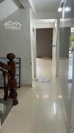 cho thuê nhà nguyên căn diện tích 180m2 bên hông siêu thị coopmart quảng ngãi